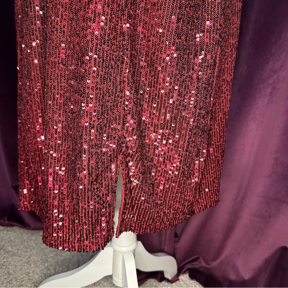 Burgundy Sequin Mini Dress, 16W - Picture 4 of 9